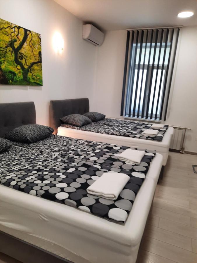 Apartments Petrova170 Zagreb Exterior foto